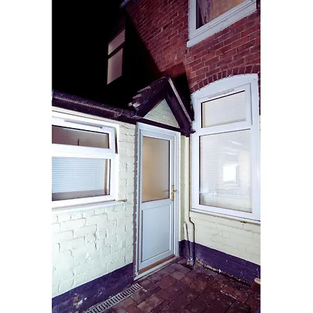 Town Centre House With Parking, Wi-Fi Villa Stafford Exterior photo